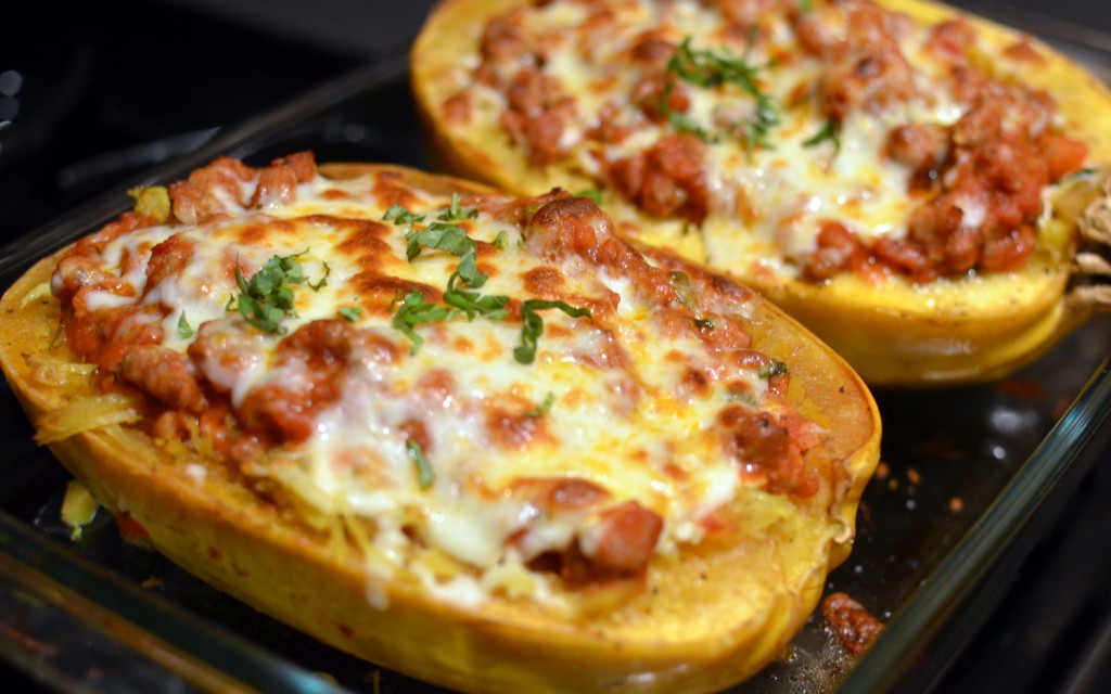 cheesy-baked-chicken-lasagna-stuffed-spaghetti-squash-recipe